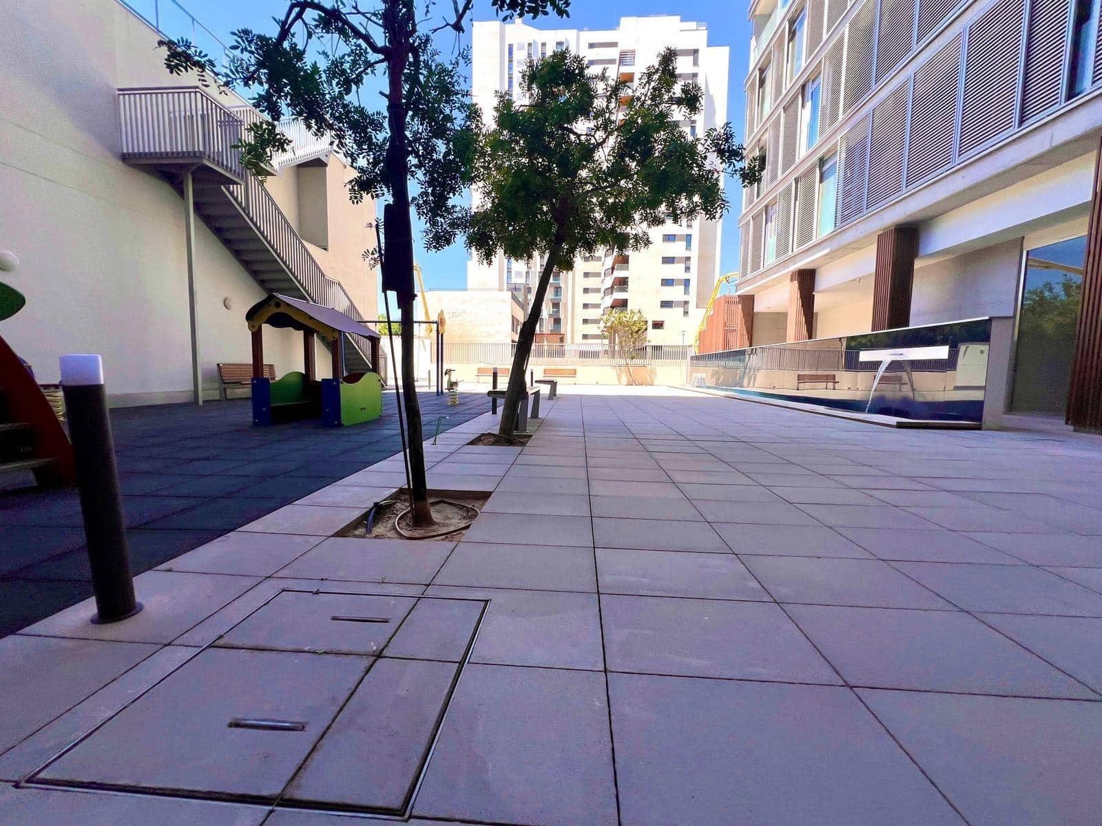 3 makuuhuone Asunto vuokrattavana paikassa Valencia kaupunki mukana uima-altaan - 1 750 € (Ref: 9934411)