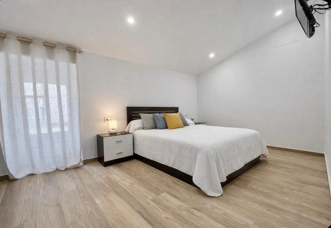 3 bedroom Townhouse for sale in Benaguasil - € 259,500 (Ref: 9934414)
