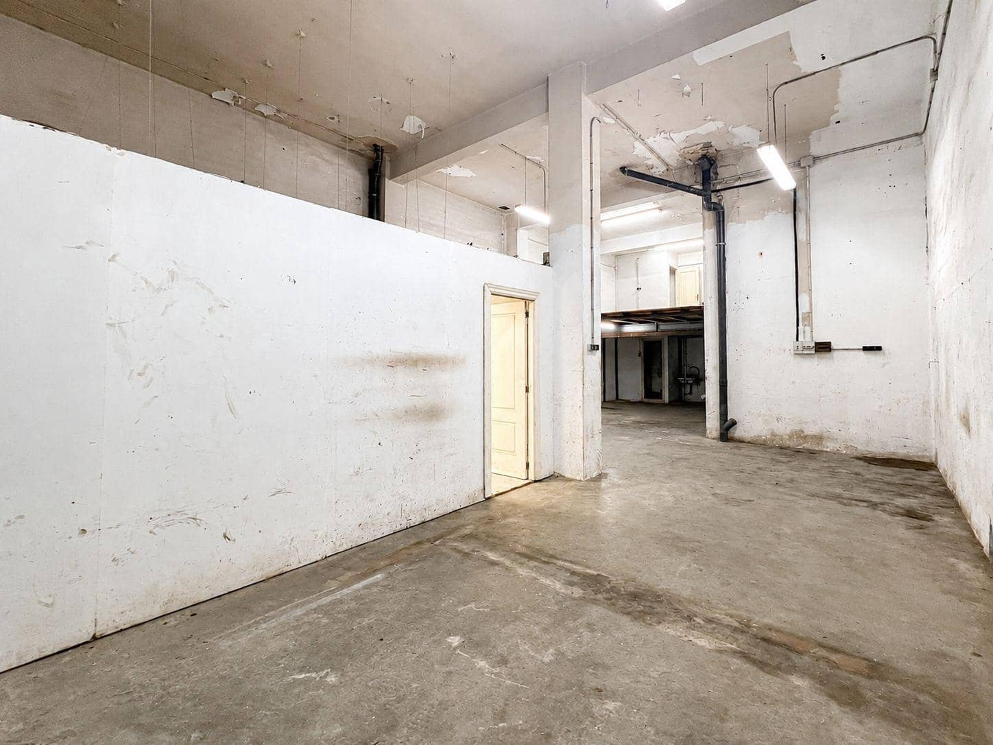 1 bedroom Commercial for rent in Valencia city - € 750 (Ref: 9942723)