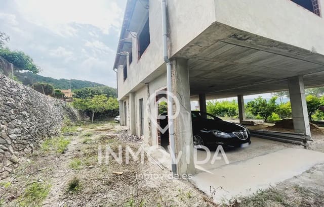 3 soverom Villa til salgs i Xàtiva - € 120 000 (Ref: 9879279)