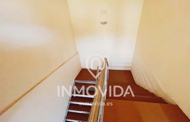 Kommersiell till salu i Novelé / Novetlè - 250 000 € (Ref: 9879287)