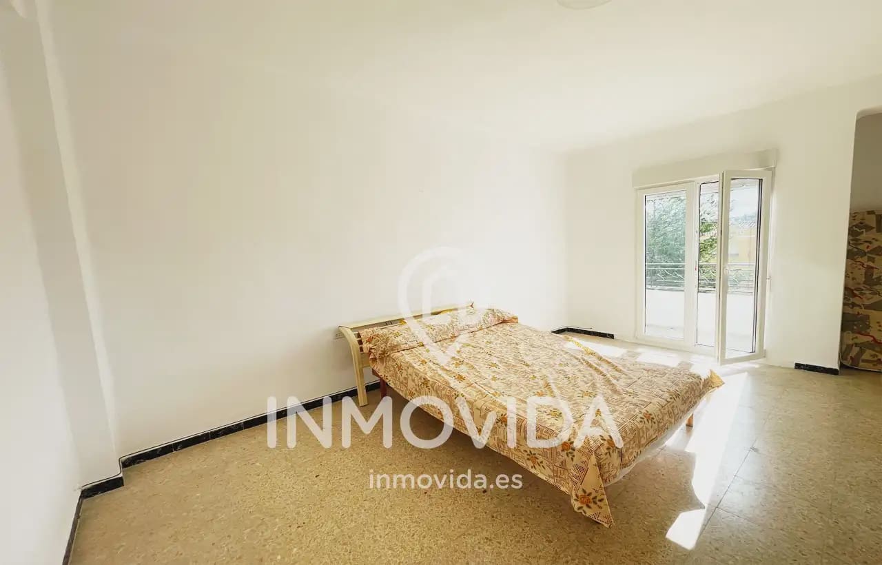 5 soveværelse Byhus til salg i Manuel med garage - € 135.000 (Ref: 9879288)