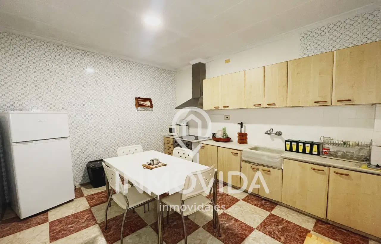 5 soveværelse Byhus til salg i Manuel med garage - € 135.000 (Ref: 9879288)
