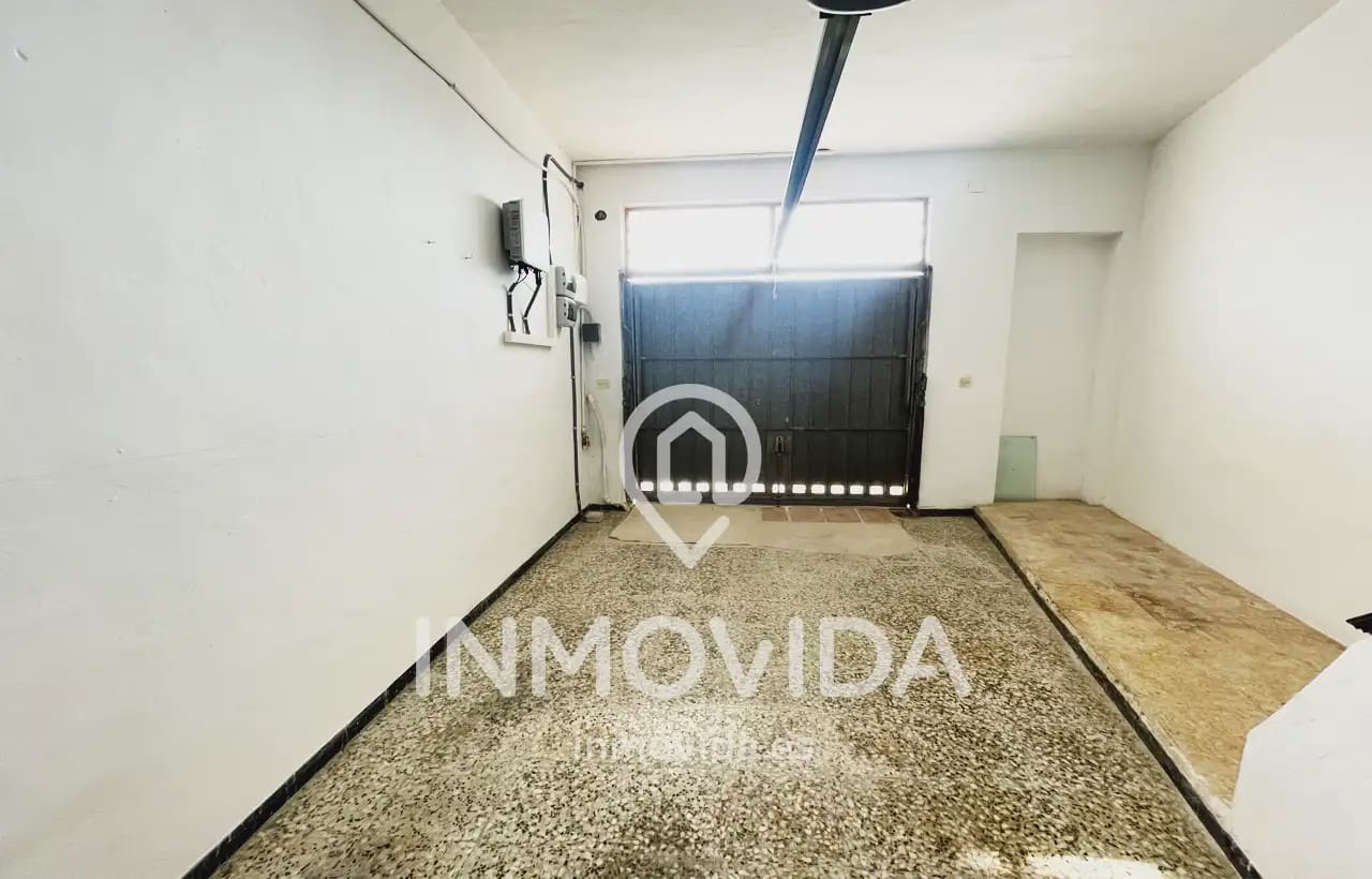 5 soveværelse Byhus til salg i Manuel med garage - € 135.000 (Ref: 9879288)
