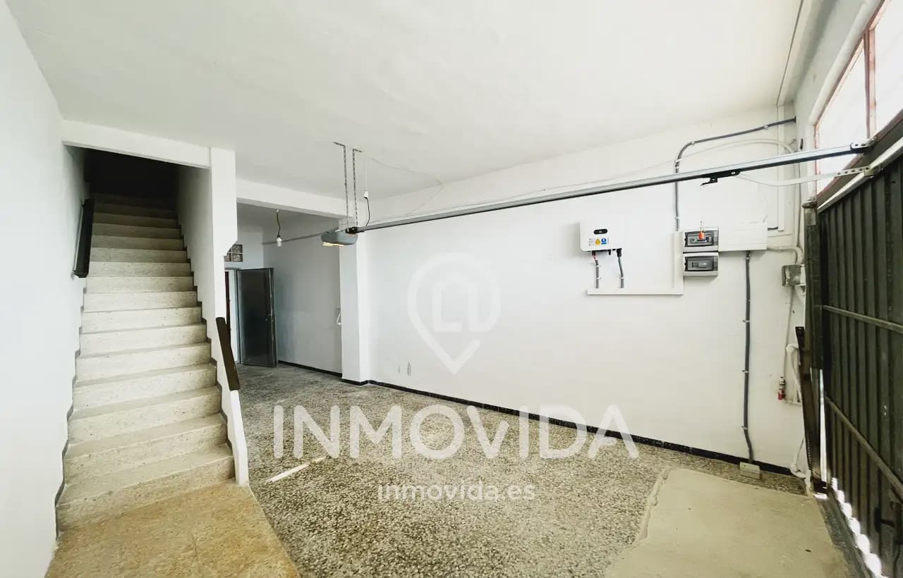 5 soveværelse Byhus til salg i Manuel med garage - € 135.000 (Ref: 9879288)