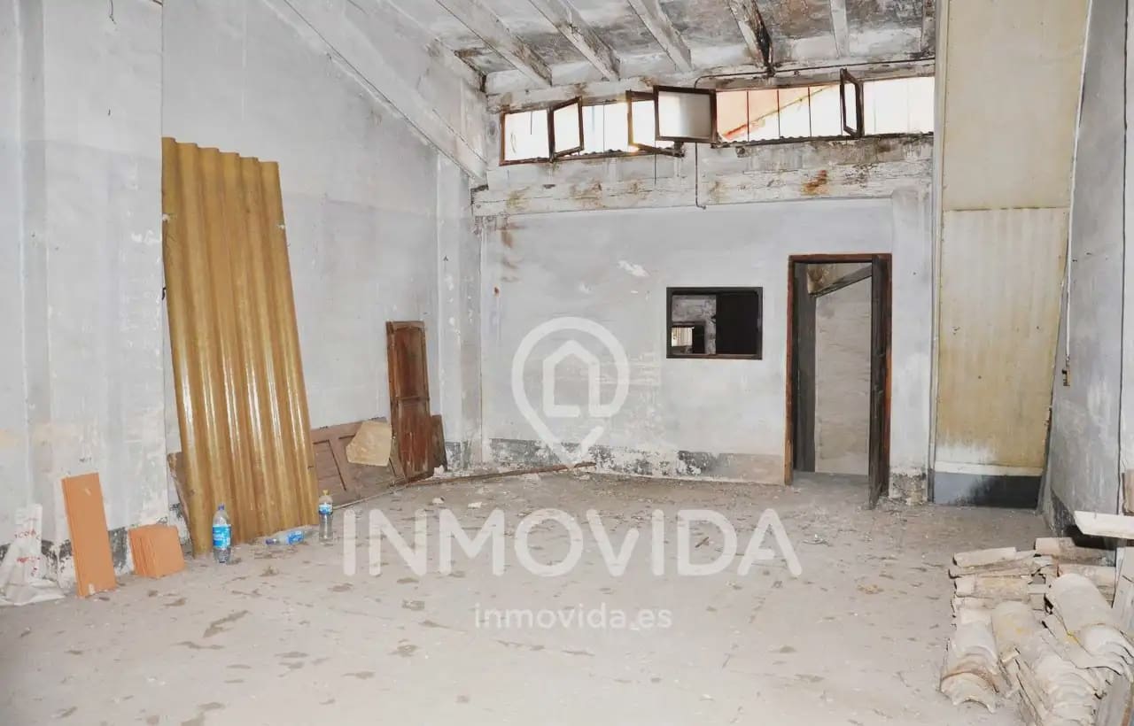 Townhouse for sale in Xativa - € 53,000 (Ref: 9879291)