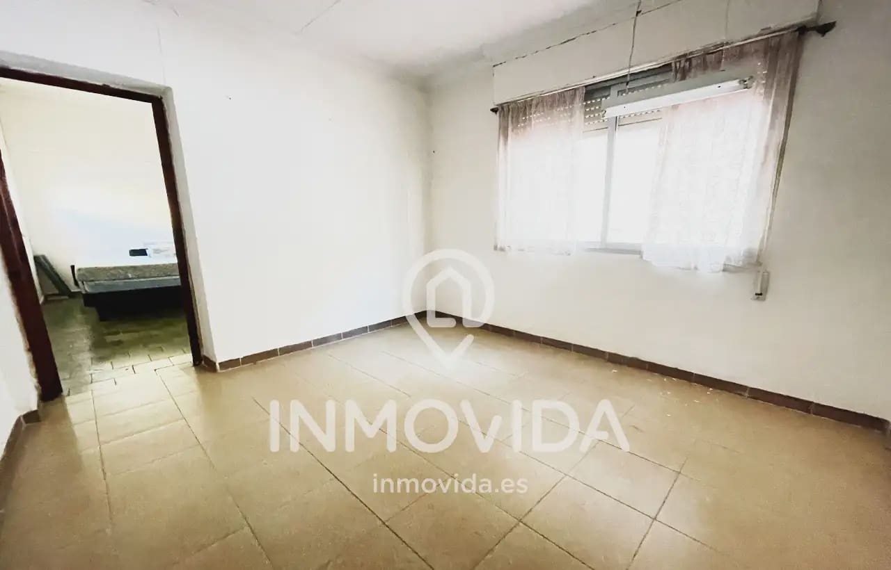 5 sovrum Hus till salu i L'Alcudia de Crespins med garage - 168 000 € (Ref: 9879292)