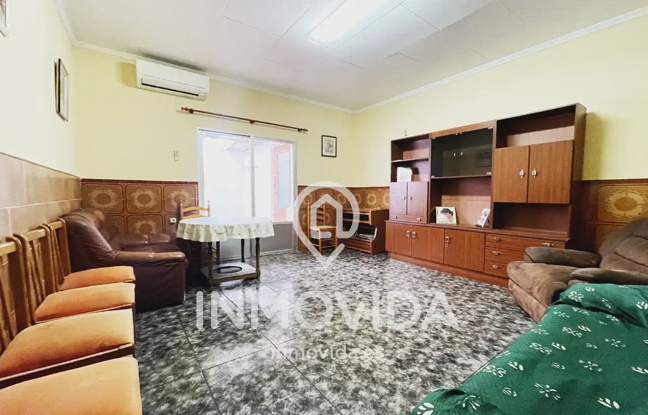 5 sovrum Hus till salu i L'Alcudia de Crespins med garage - 168 000 € (Ref: 9879292)