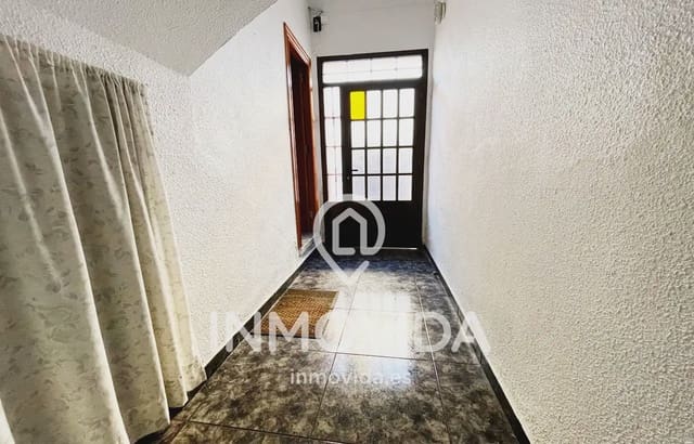 5 sovrum Hus till salu i L'Alcúdia de Crespins med garage - 168 000 € (Ref: 9879292)