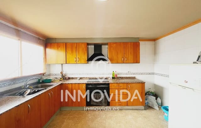 4 sovrum Radhus till salu i Senyera med garage - 115 000 € (Ref: 9879293)