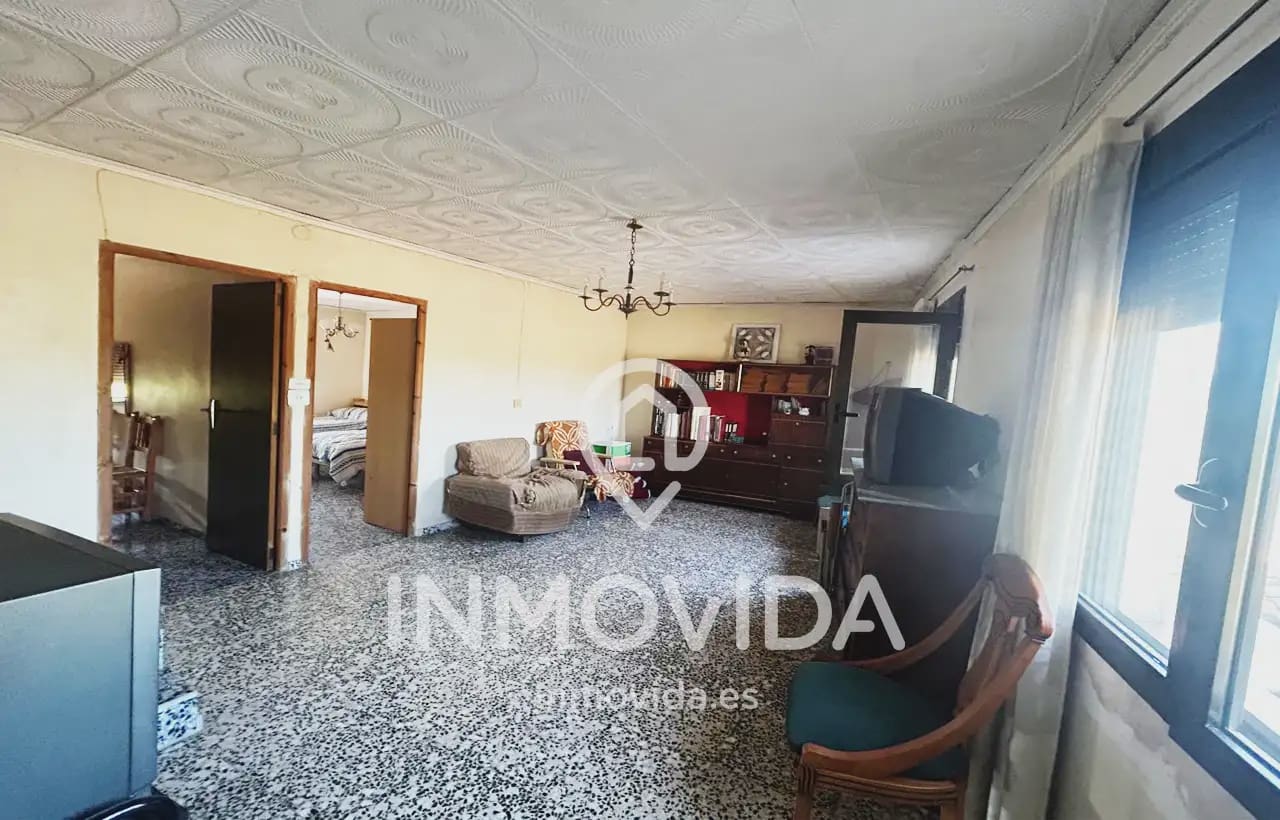 5 soverom Hus til salgs i Manuel med garasje - € 135 000 (Ref: 9879296)