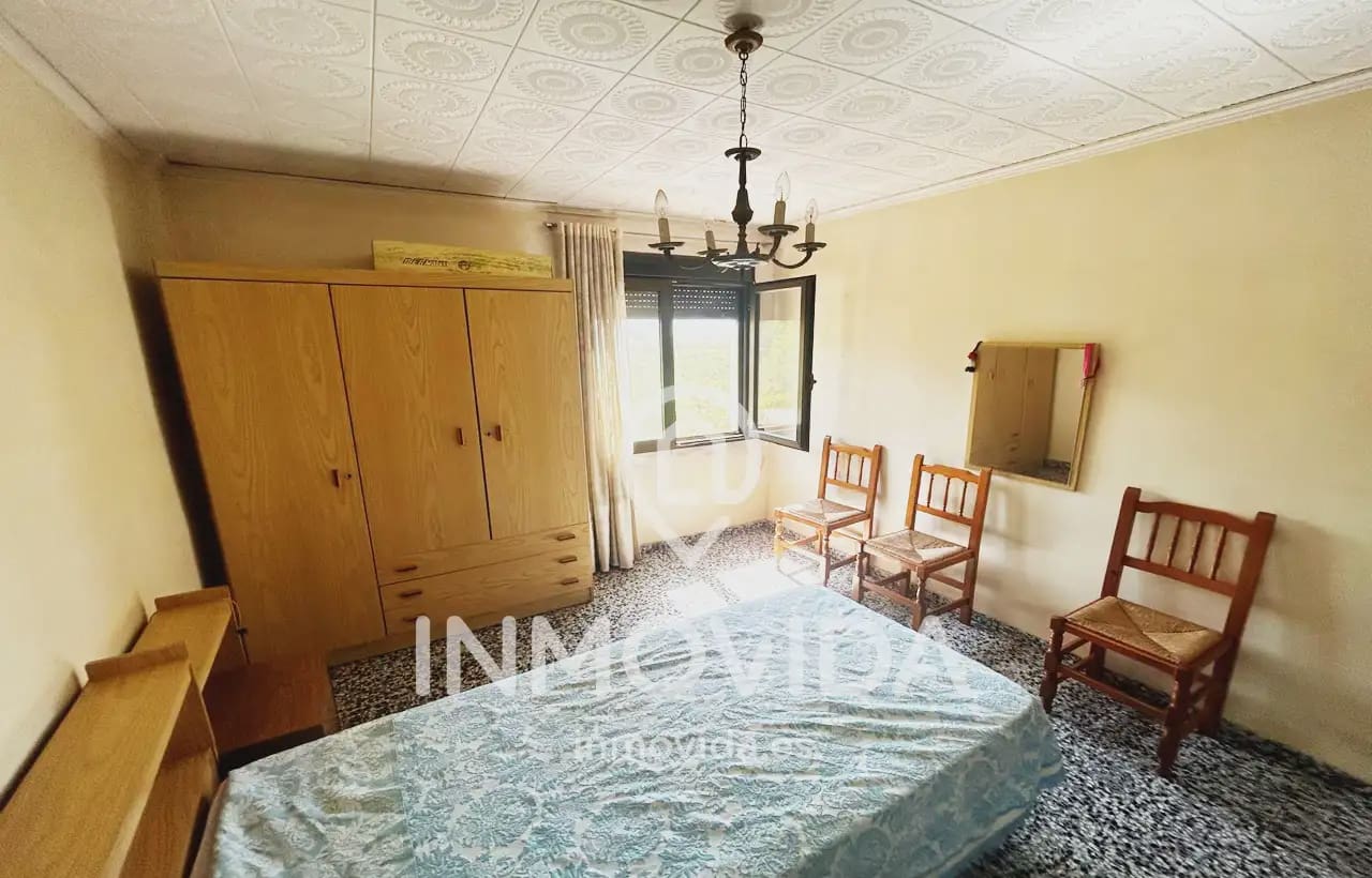5 soverom Hus til salgs i Manuel med garasje - € 135 000 (Ref: 9879296)