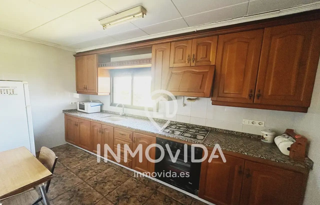 5 soverom Hus til salgs i Manuel med garasje - € 135 000 (Ref: 9879296)