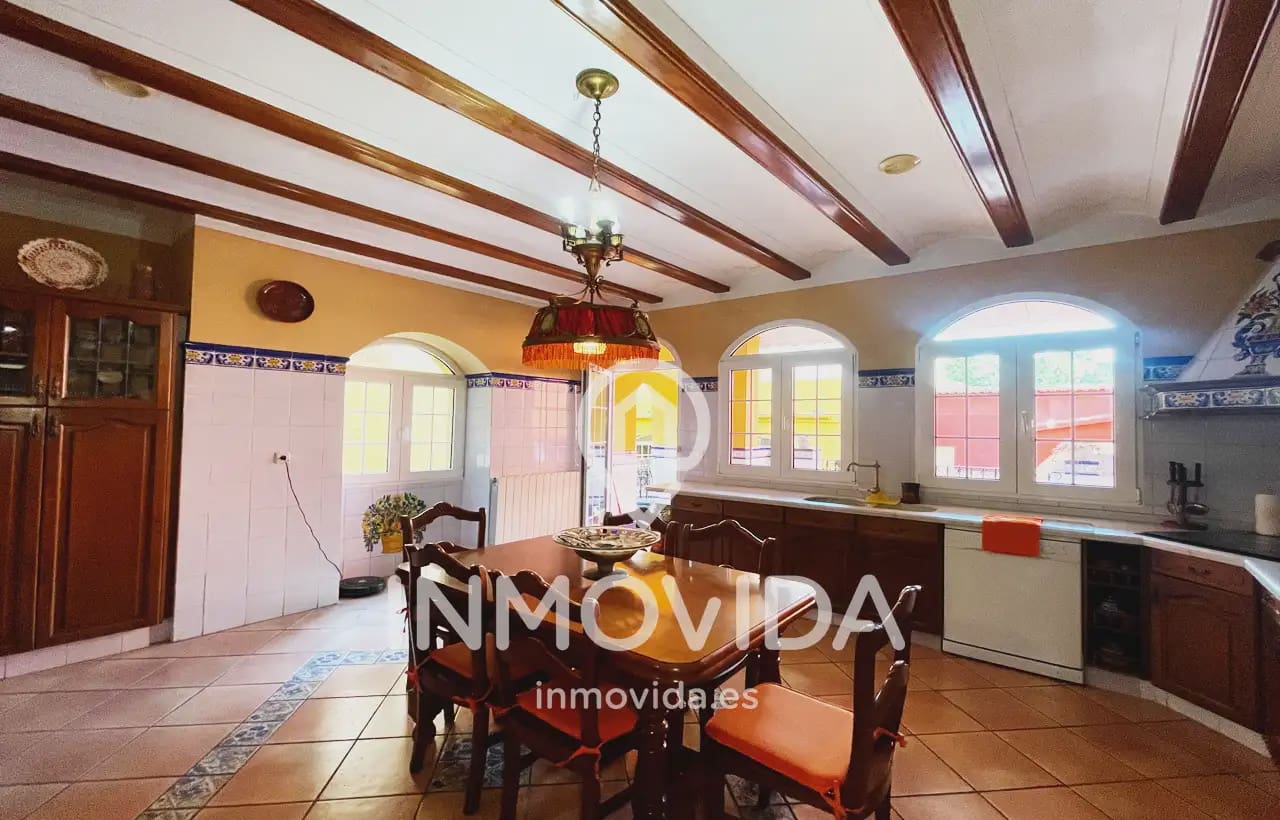 4 sovrum Hus till salu i Xativa med garage - 1 500 000 € (Ref: 9879299)