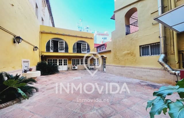 4 sovrum Hus till salu i Xàtiva med garage - 1 500 000 € (Ref: 9879299)