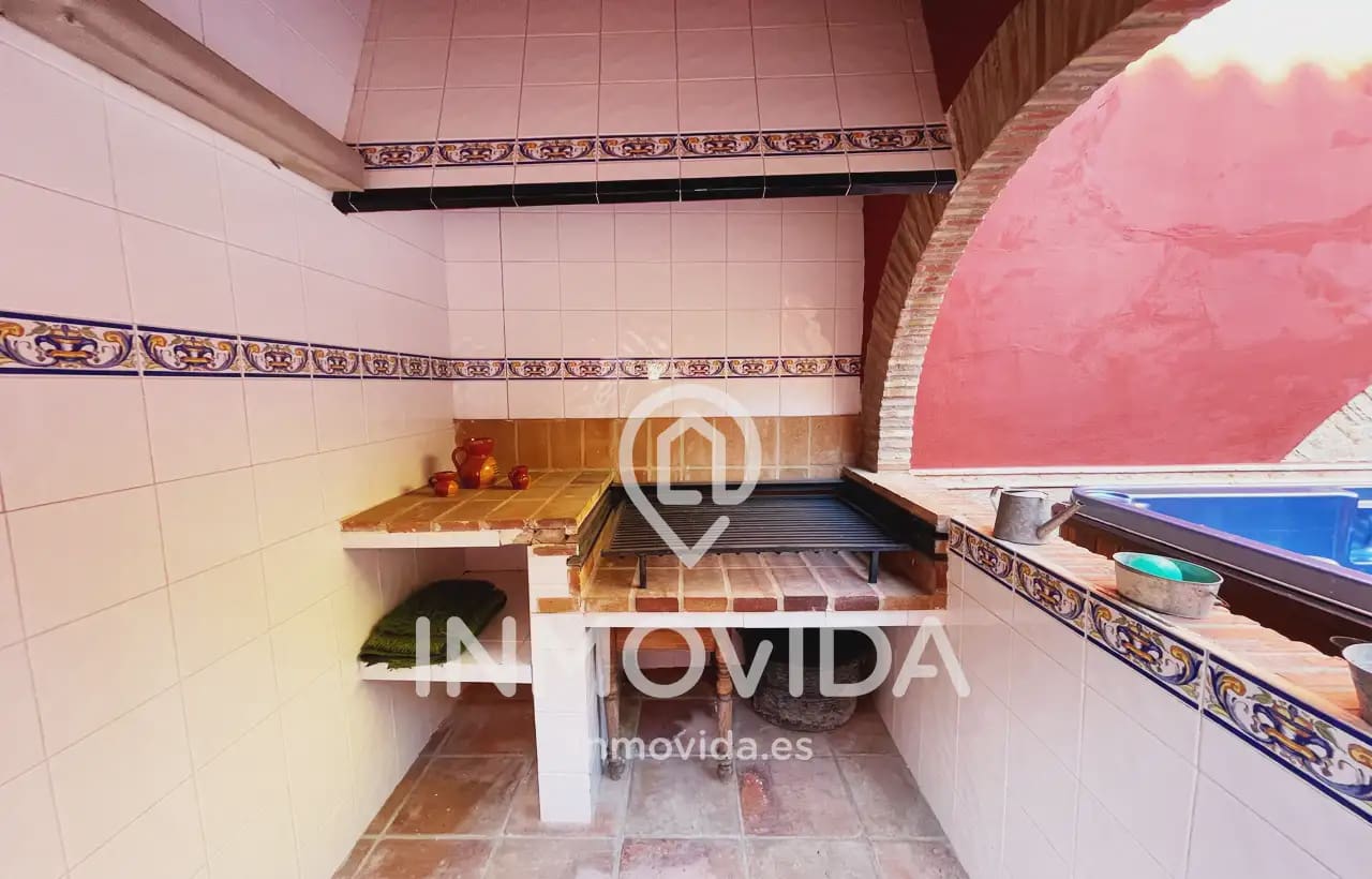 4 sovrum Hus till salu i Xativa med garage - 1 500 000 € (Ref: 9879299)