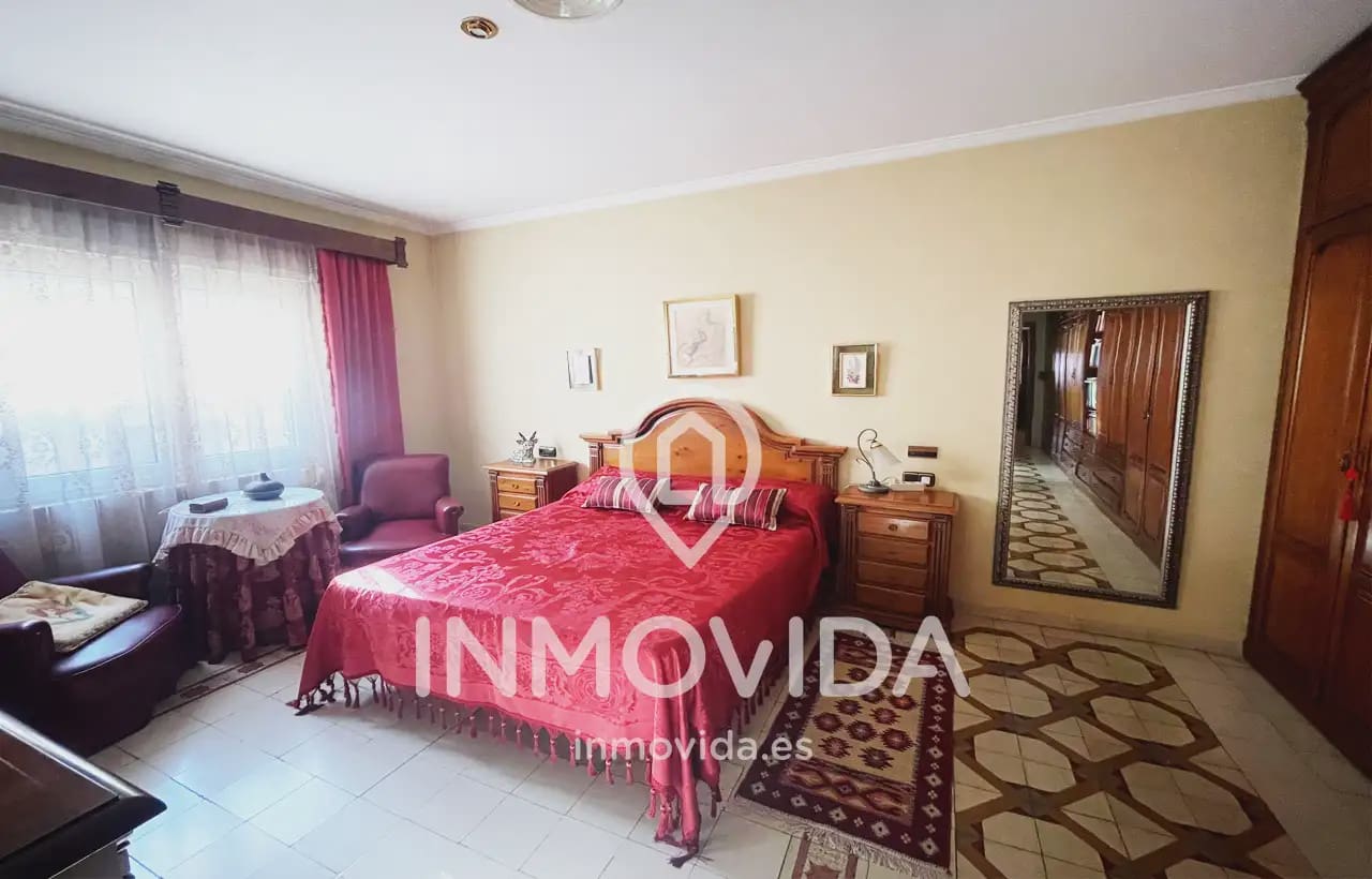 4 sovrum Hus till salu i Xativa med garage - 1 500 000 € (Ref: 9879299)