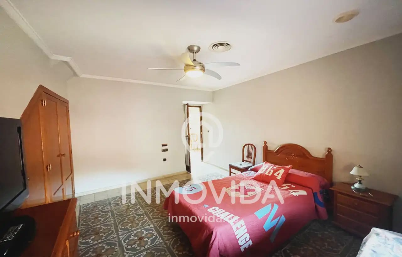 4 sovrum Hus till salu i Xativa med garage - 1 500 000 € (Ref: 9879299)