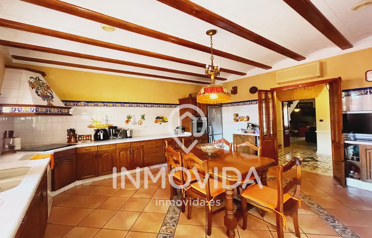 4 sovrum Hus till salu i Xativa med garage - 1 500 000 € (Ref: 9879299)