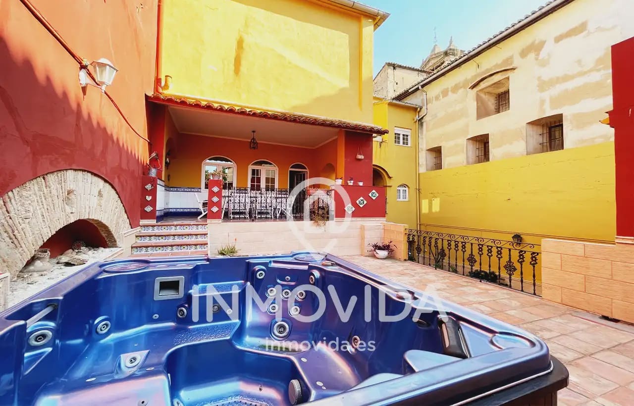 4 sovrum Hus till salu i Xativa med garage - 1 500 000 € (Ref: 9879299)