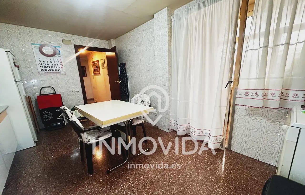 5 slaapkamer Flat te koop in Xativa - € 190.000 (Ref: 9879302)