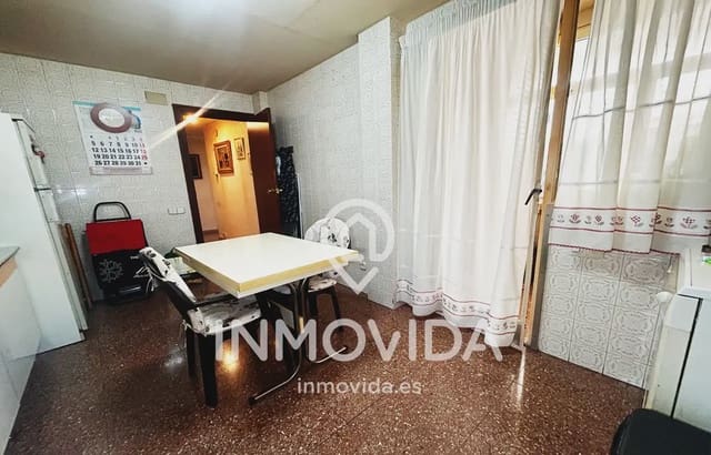 5 slaapkamer Flat te koop in Xàtiva - € 190.000 (Ref: 9879302)