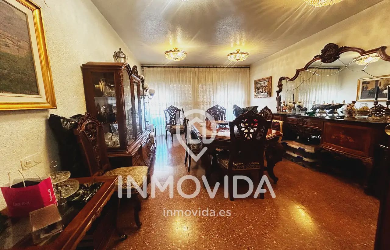 5 slaapkamer Flat te koop in Xativa - € 190.000 (Ref: 9879302)