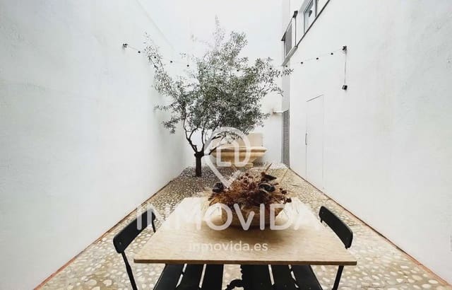 4 slaapkamer Huis te koop in Xàtiva met garage - € 290.000 (Ref: 9879306)