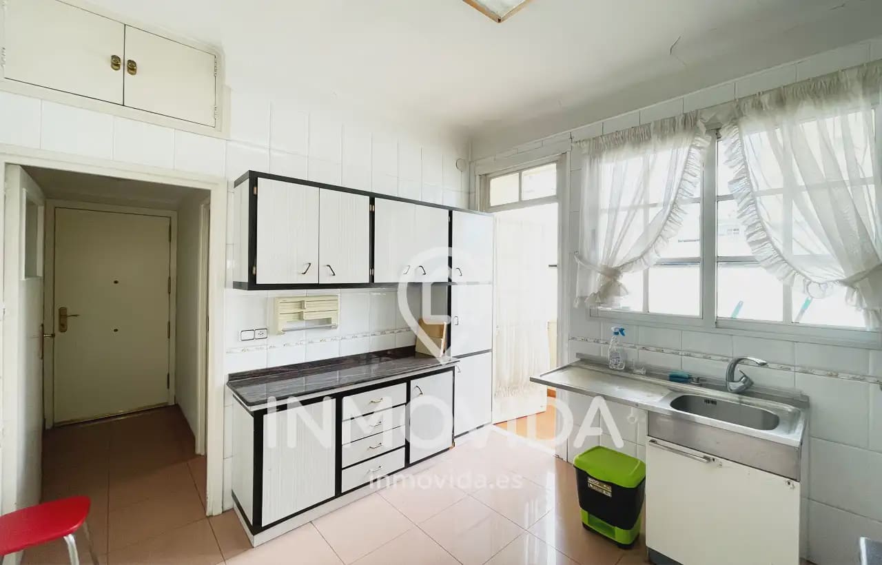 5 sovrum Lägenhet till salu i Xativa med garage - 320 000 € (Ref: 9879307)