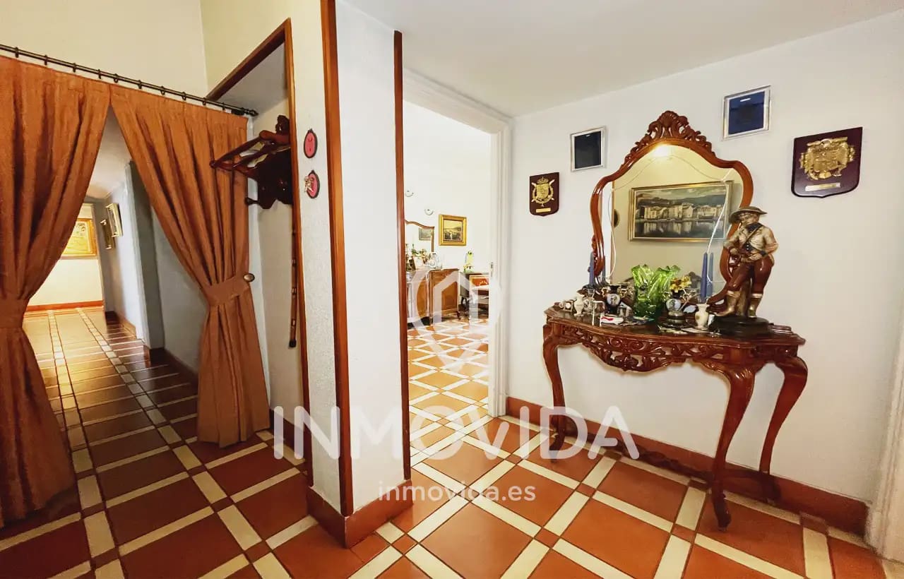 5 sovrum Lägenhet till salu i Xativa med garage - 320 000 € (Ref: 9879307)
