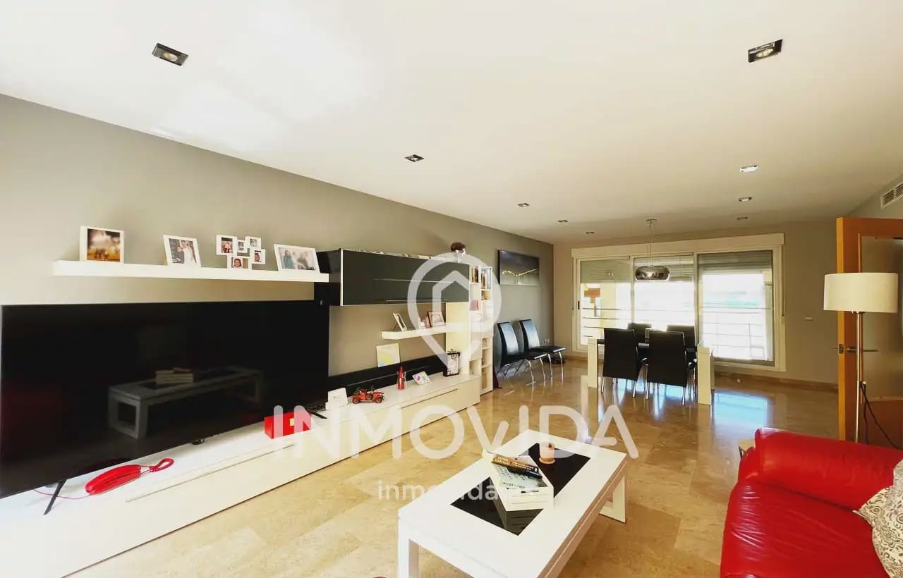 3 slaapkamer Rijtjeshuis te koop in Novele / Novetle met garage - € 240.000 (Ref: 9879310)