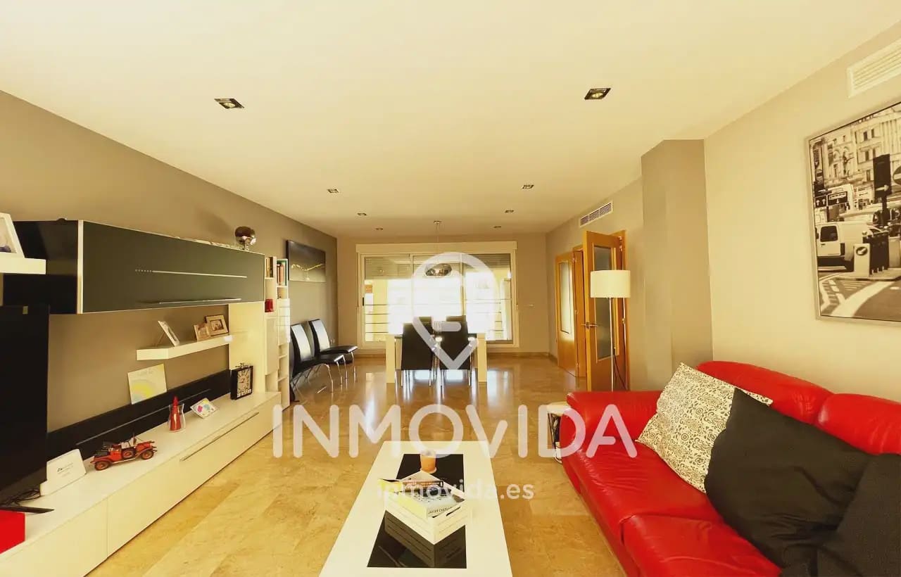 3 slaapkamer Rijtjeshuis te koop in Novele / Novetle met garage - € 240.000 (Ref: 9879310)