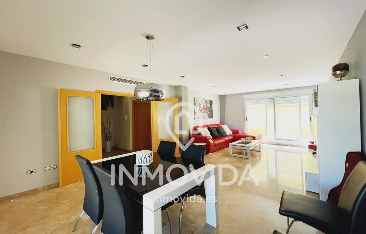 3 slaapkamer Rijtjeshuis te koop in Novele / Novetle met garage - € 240.000 (Ref: 9879310)