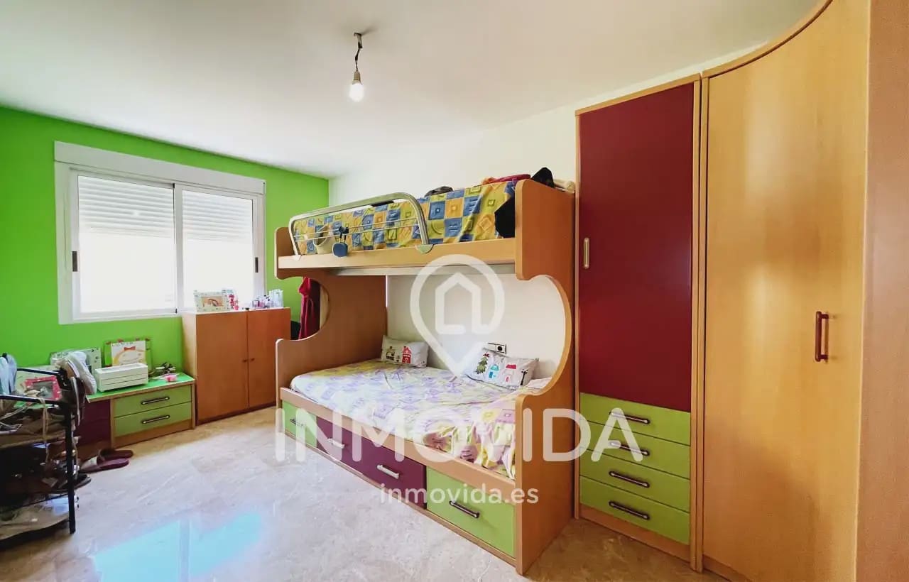 3 slaapkamer Rijtjeshuis te koop in Novele / Novetle met garage - € 240.000 (Ref: 9879310)