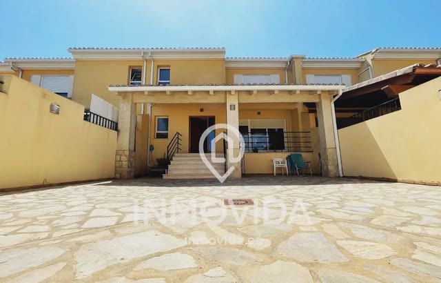 3 slaapkamer Rijtjeshuis te koop in Novelé / Novetlè met garage - € 240.000 (Ref: 9879310)