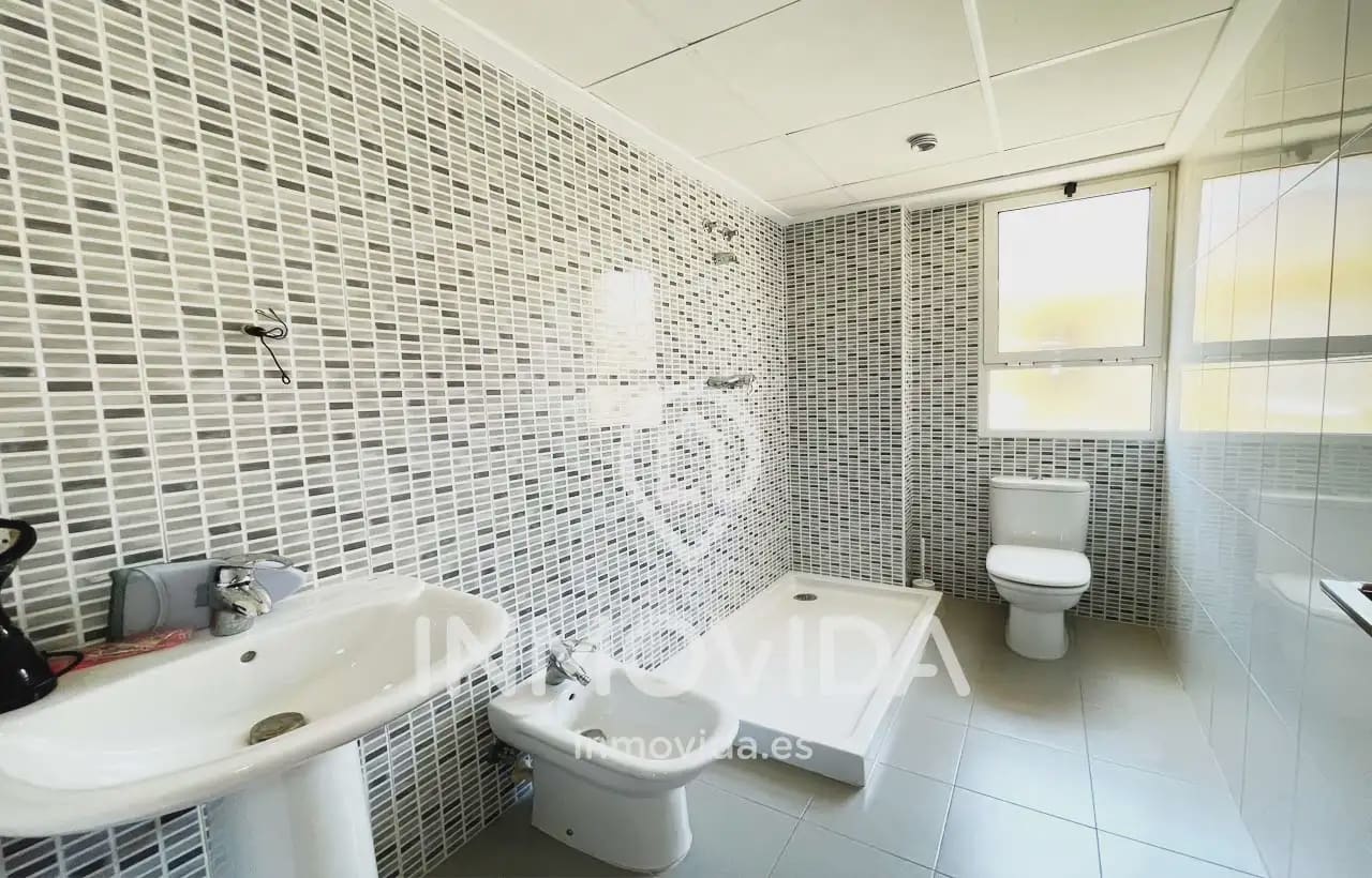 3 slaapkamer Rijtjeshuis te koop in Novele / Novetle met garage - € 240.000 (Ref: 9879310)