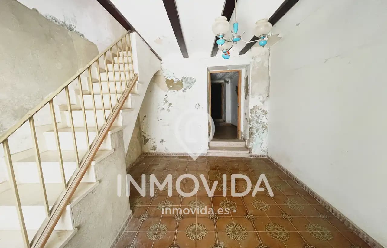 3 bedroom Townhouse for sale in Xativa - € 63,000 (Ref: 9879311)
