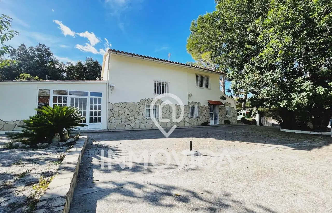 3 chambre Finca/Maison de Campagne à vendre à Xativa avec piscine garage - 239 000 € (Ref: 9879312)