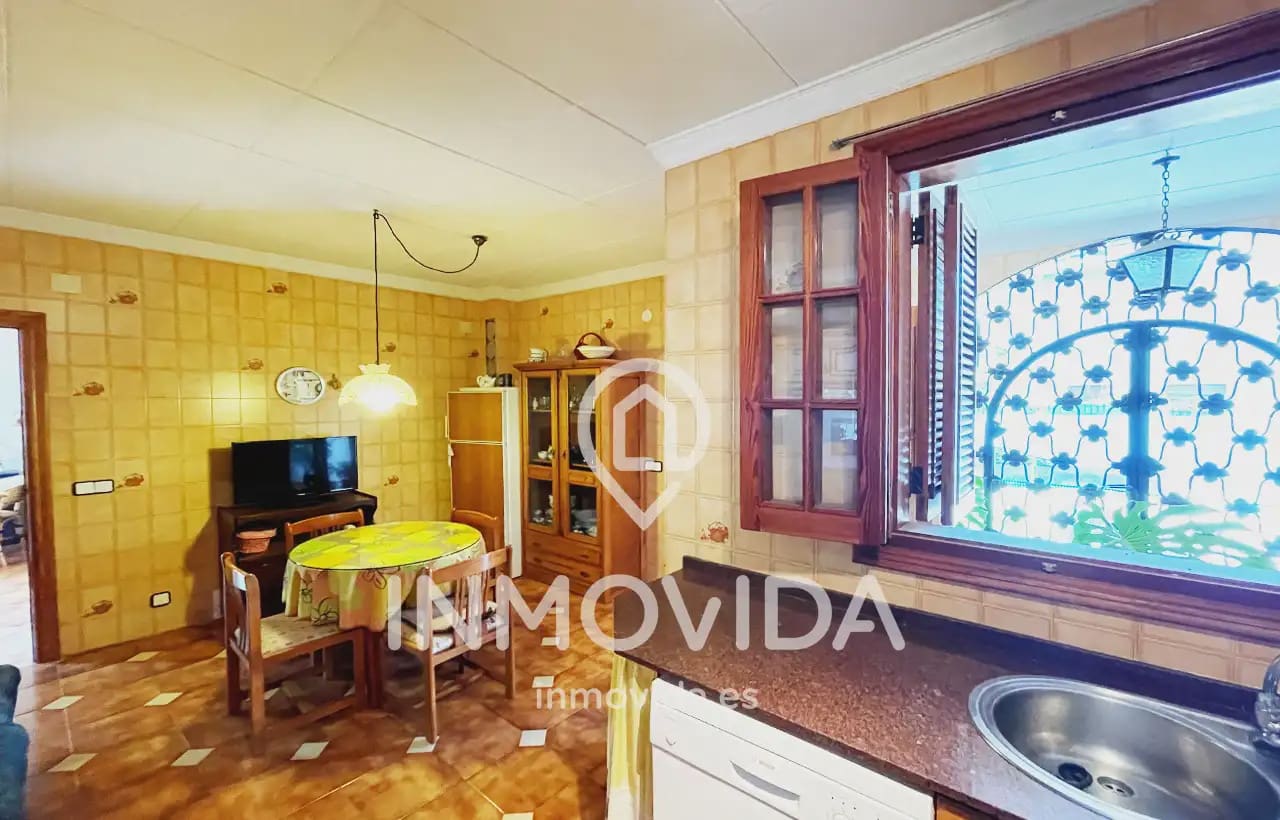6 bedroom Villa for sale in Moixent with pool garage - € 395,000 (Ref: 9879316)