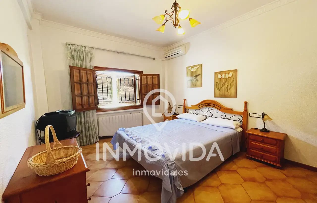 6 bedroom Villa for sale in Moixent with pool garage - € 395,000 (Ref: 9879316)