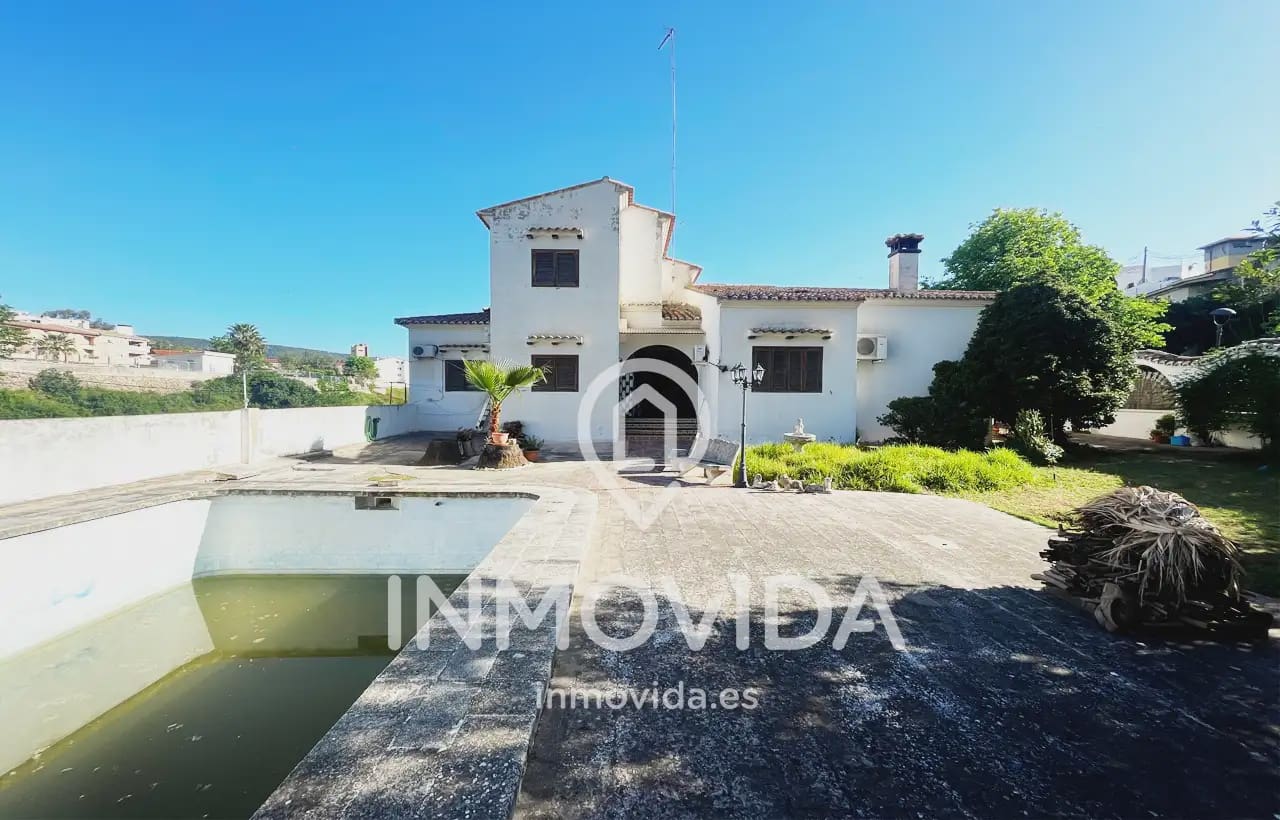 6 bedroom Villa for sale in Moixent with pool garage - € 395,000 (Ref: 9879316)