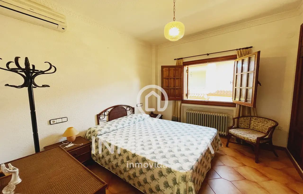 6 bedroom Villa for sale in Moixent with pool garage - € 395,000 (Ref: 9879316)