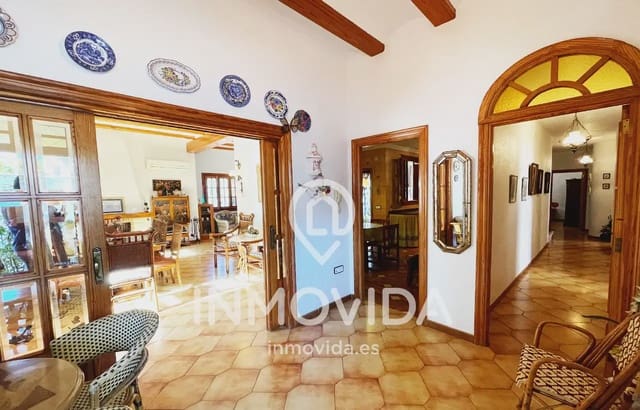 6 soveværelse Villa til salg i Moixent med swimmingpool garage - € 395.000 (Ref: 9879316)