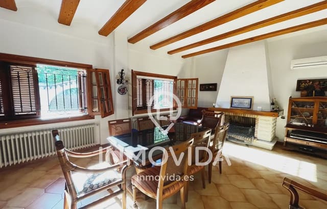6 soveværelse Villa til salg i Moixent med swimmingpool garage - € 395.000 (Ref: 9879316)