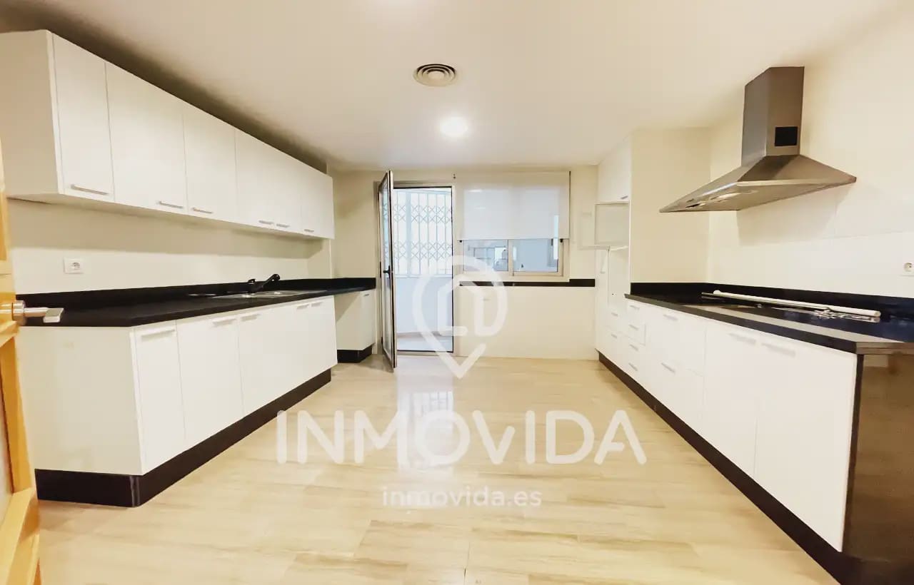 3 sovrum Lägenhet till salu i Xativa - 260 000 € (Ref: 9879317)