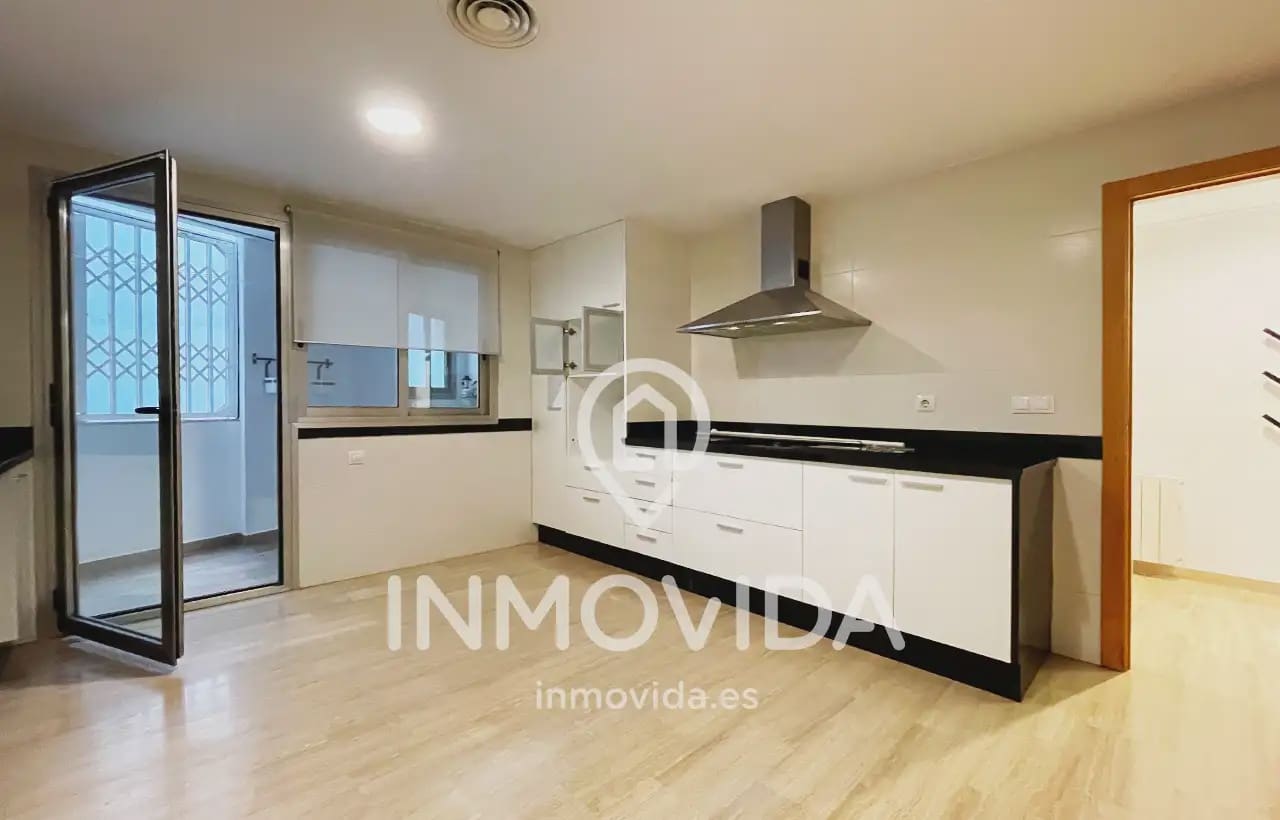 3 sovrum Lägenhet till salu i Xativa - 260 000 € (Ref: 9879317)