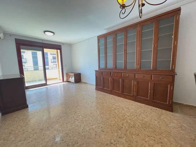 4 chambre Appartement à vendre à Xàtiva avec piscine garage - 249 900 € (Ref: 9879320)