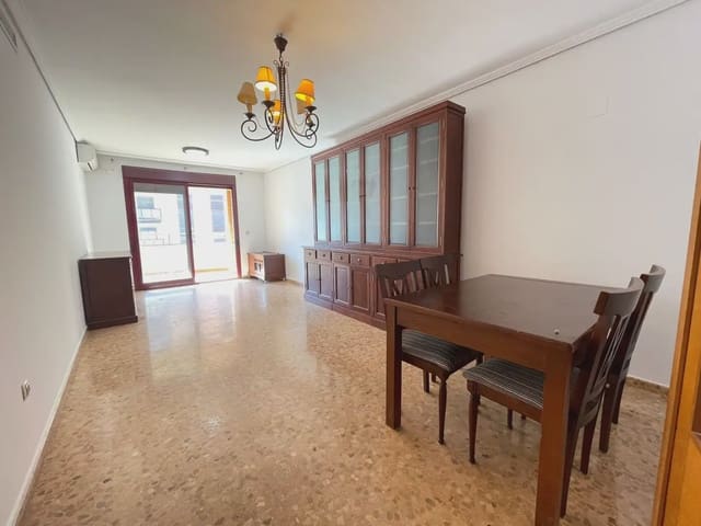 4 chambre Appartement à vendre à Xàtiva avec piscine garage - 249 900 € (Ref: 9879320)