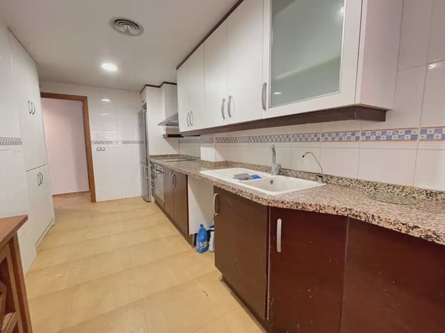4 chambre Appartement à vendre à Xàtiva avec piscine garage - 249 900 € (Ref: 9879320)
