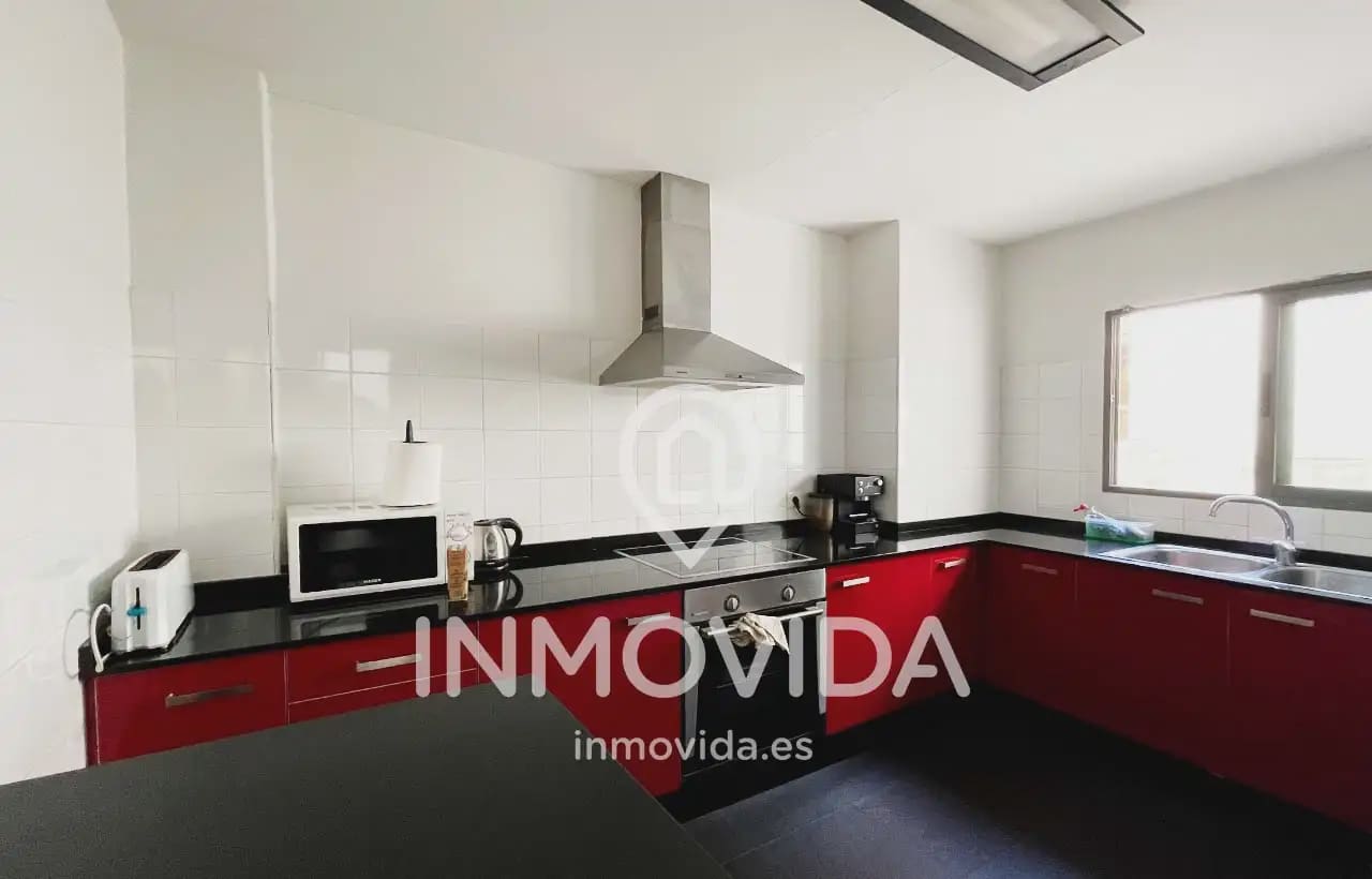 6 sovrum Lägenhet till salu i Xativa - 285 000 € (Ref: 9879324)